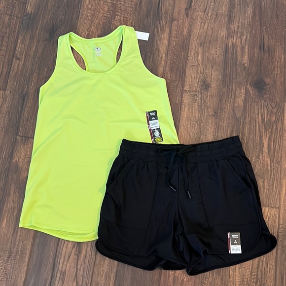 Set Athletic Works Gym Short & Top tank Size S (4-6) - Picture 6 of 11